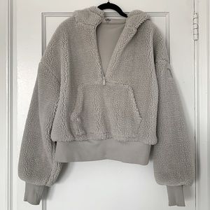 Alo Yoga half zip Sherpa hoodie